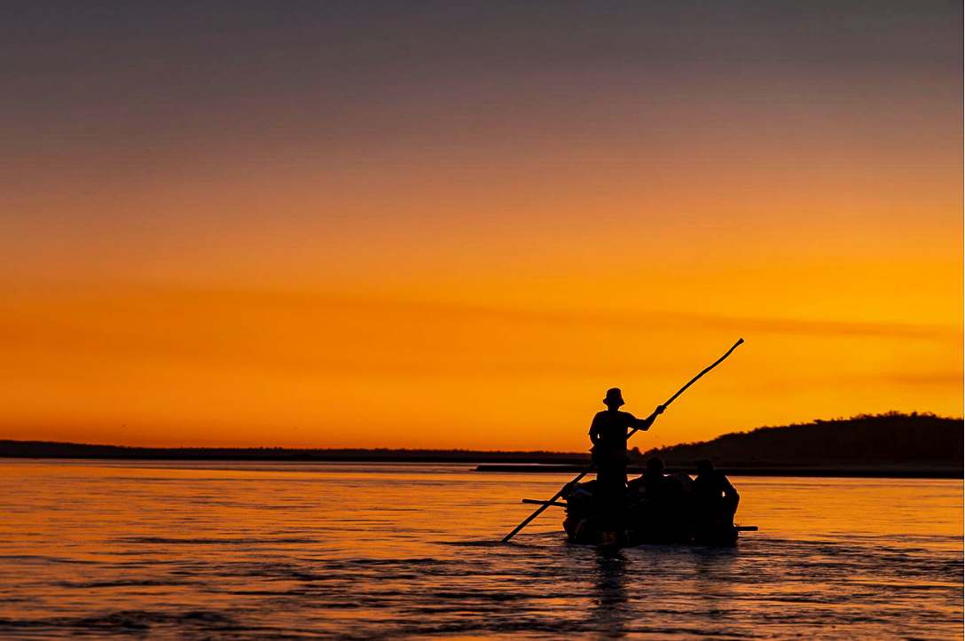 Coucher de soleil sur le Mangoky