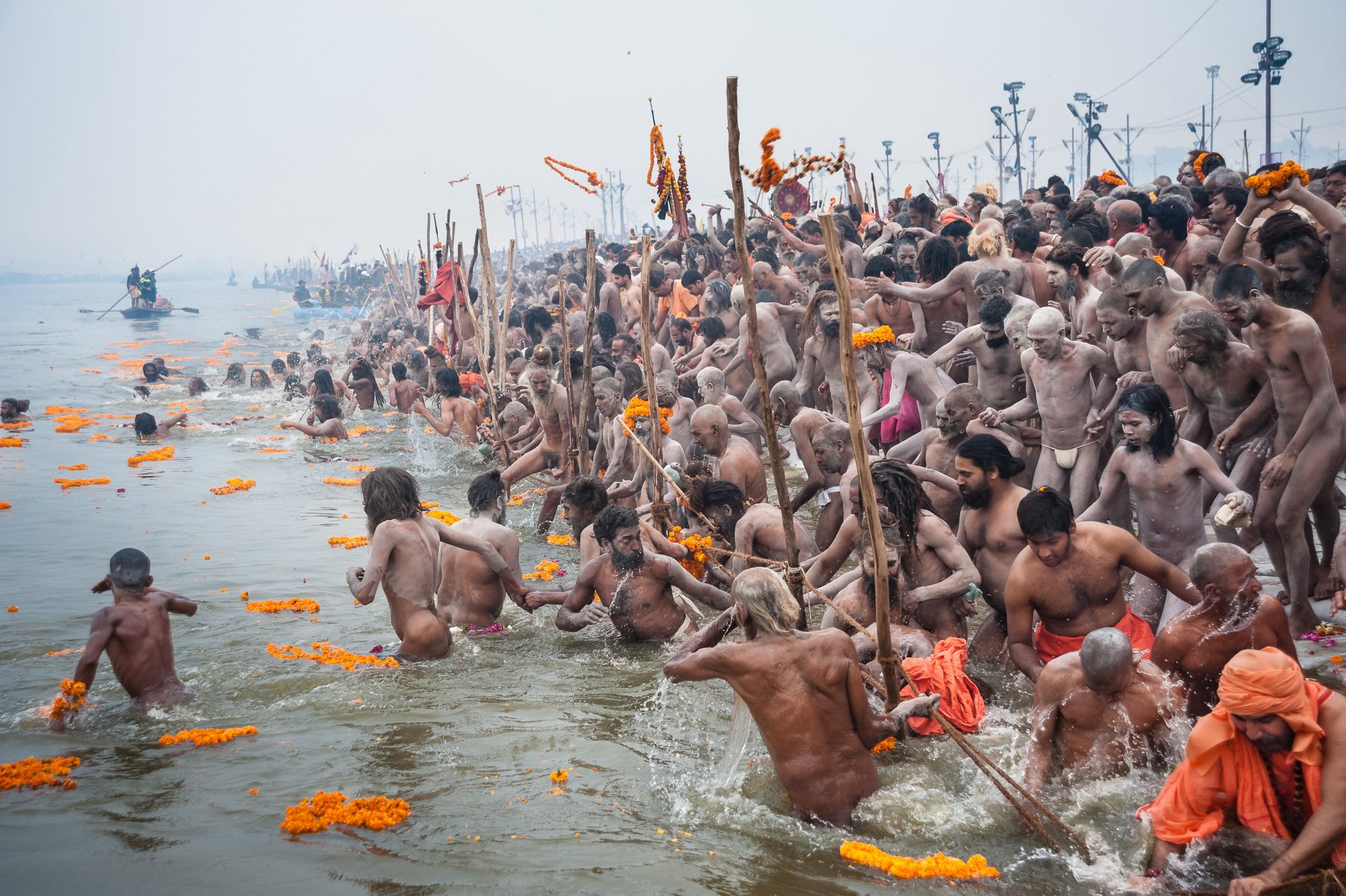 Immersion dans la Maha Kumbh Mela de Prayagraj (Allahabad), plus grande fête du monde