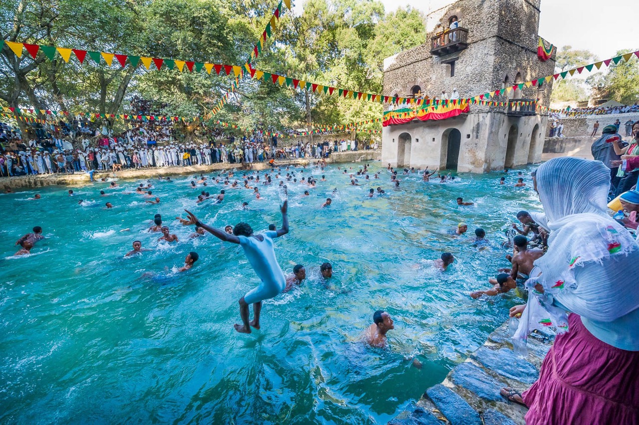 Baignade de Timkat à Gondar