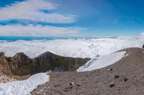 Mountaineers in the crater of the Pico de Orizaba volcano