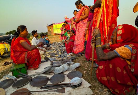 Rencontre de femmes oriya sur un marché au Jharlhand