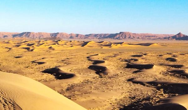 Voyage dans les dunes de la vallée du Draa