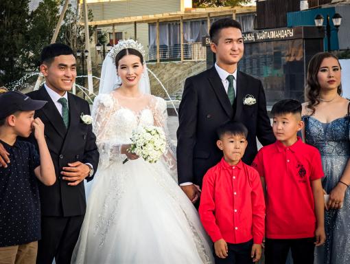 Rencontre lors d'un mariage à Almaty au Kazakhstan