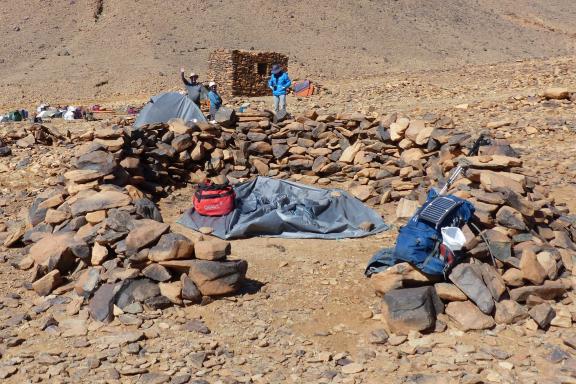 Trek avec un bivouac dans le Hoggar